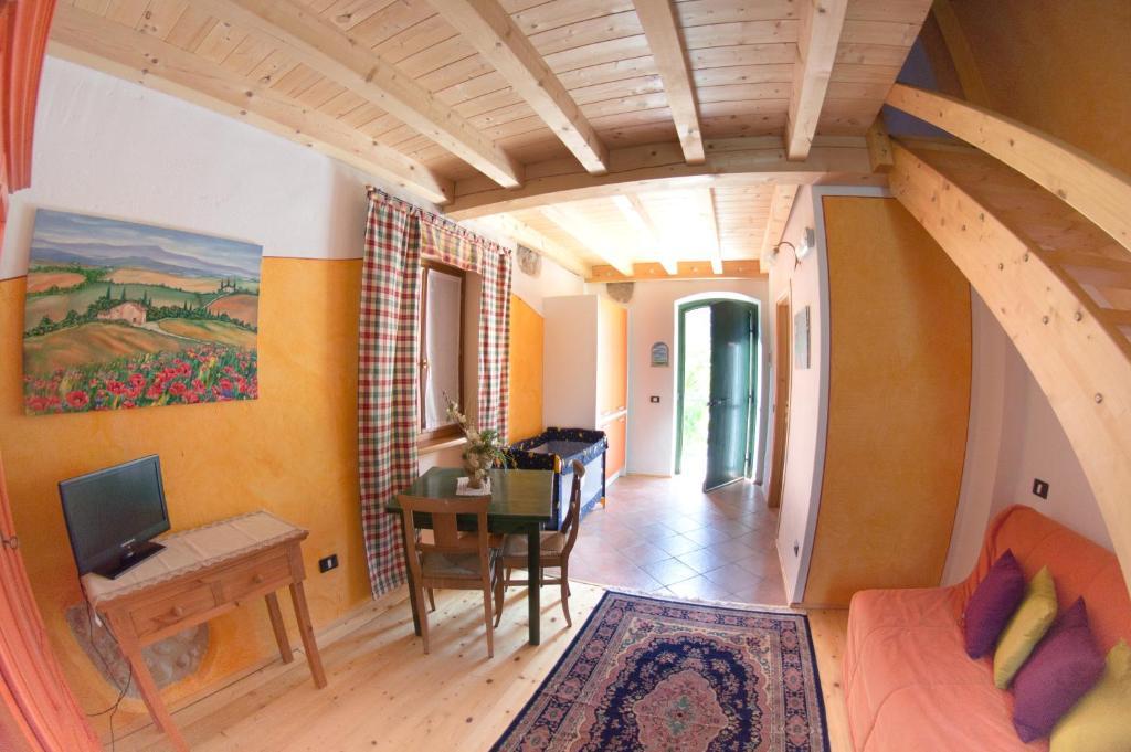 Agriturismo Revena Brentino Belluno Quarto foto